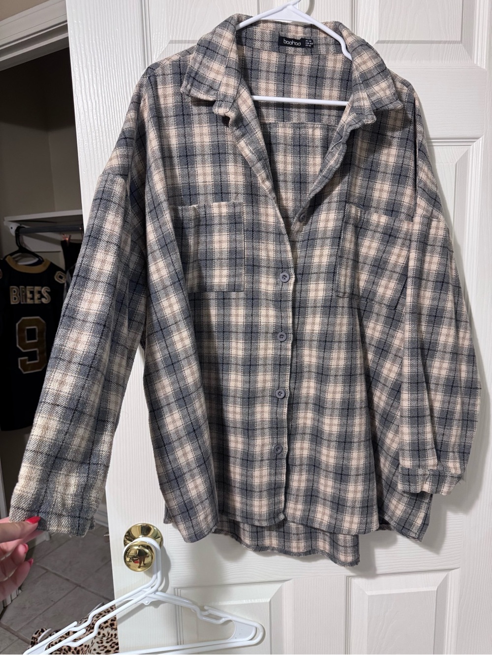 Boohoo Women's grey and tan Flannel- VERY oversized and long- size 10 Women's